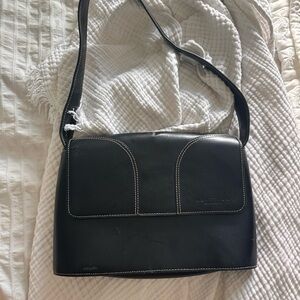 Reaction Kenneth Cole Black Leather Bag